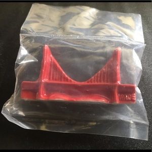 Red Rose Figurine Golden Gate Bridge